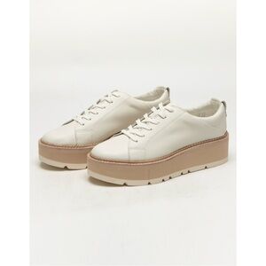 Dolce Vita Toyah Leather Sneaker